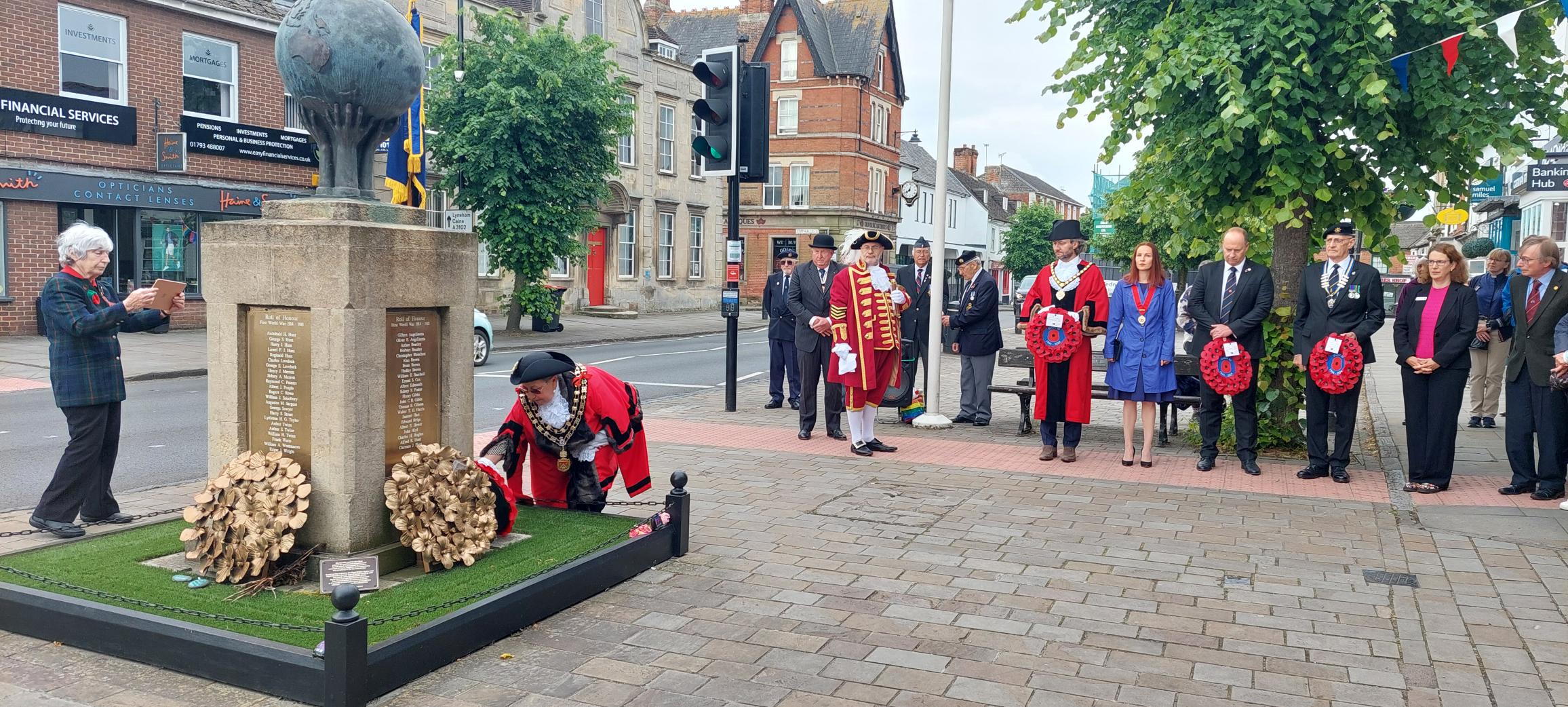 7 Royal Wootton Bassett Town Council