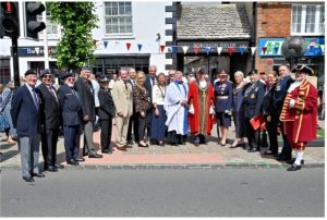 Photo of all dignitaries attending the event.